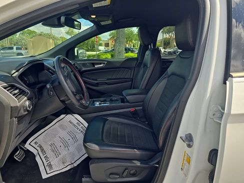 Used 2024 Ford Edge ST-Line w/ Cargo Accessory Package AWD/4WD image 5