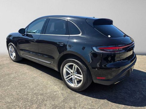Used 2024 Porsche Macan AWD/4WD image 3
