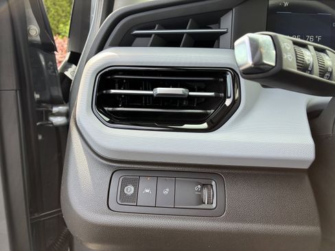 New 2027 Chevrolet Bolt LT w/ Comfort Package FWD image 36