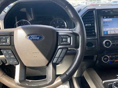 Used 2018 Ford Expedition Limited RWD image 25