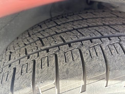 Used 2016 Buick Enclave Premium image 2