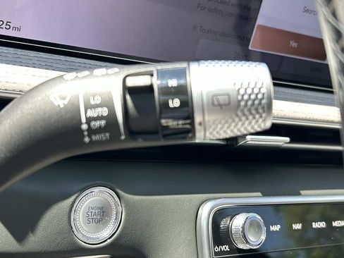 New 2027 Genesis GV80 3.5T Prestige AWD/4WD image 35