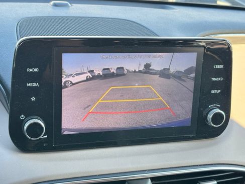 Used 2022 Hyundai Santa Fe SE FWD image 9