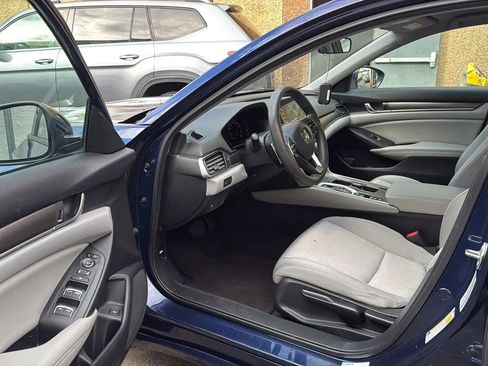 Used 2020 Honda Accord Hybrid image 22