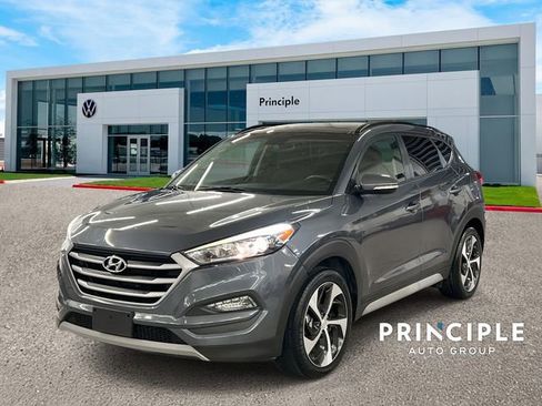 Used 2018 Hyundai Tucson Value w/ Cargo Package image 1