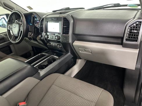 Used 2018 Ford F150 XLT w/ Equipment Group 302A Luxury AWD/4WD image 27