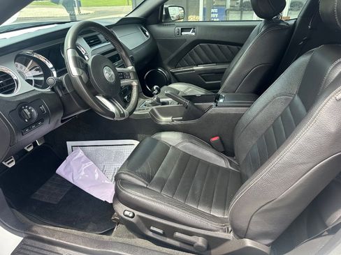Used 2012 Ford Mustang GT Premium w/ Security Pkg RWD image 7