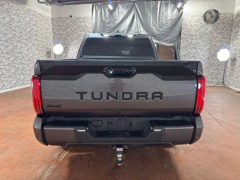 Used 2022 Toyota Tundra Platinum AWD/4WD image 6