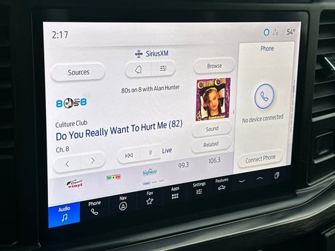 Used 2024 Ford F350 Lariat w/ Sport Appearance Package image 18