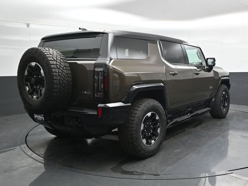 Used 2024 GMC Hummer EV 3X w/ Extreme Off-Road Package AWD/4WD image 8