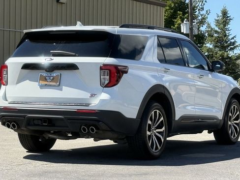 Used 2020 Ford Explorer ST w/ Premium Technology Package image 5