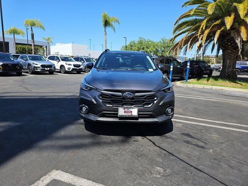 Used 2024 Subaru Crosstrek 2.5i Limited AWD/4WD image 2
