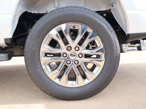 New 2025 Ford F150 Lariat w/ Equipment Group 502A High image 21