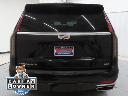 Used 2023 Cadillac Escalade Premium Luxury Platinum RWD image 4