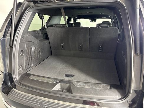 Certified 2025 Chevrolet Suburban Premier AWD/4WD image 27