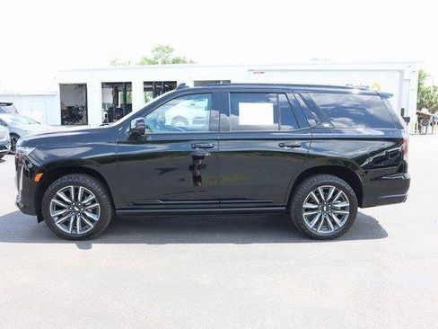 Used 2024 Cadillac Escalade Sport Platinum image 4