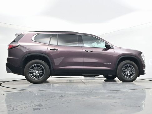 Used 2025 GMC Acadia Elevation image 28