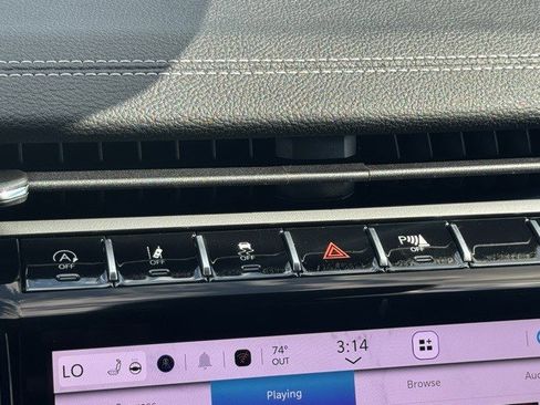 New 2025 Jeep Grand Cherokee Limited w/ Luxury Tech Group II image 19