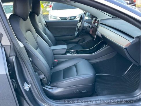 Used 2019 Tesla Model 3 Long Range AWD/4WD image 10