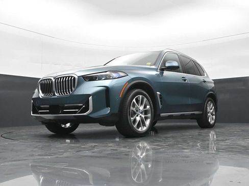 Used 2025 BMW X5 xDrive40i w/ Climate Comfort Package AWD/4WD image 31