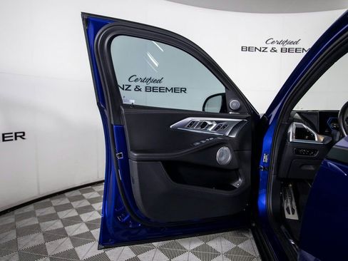 Used 2023 BMW XM image 16