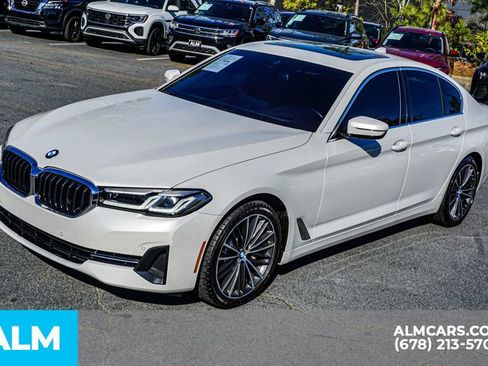 Used 2023 BMW 530i xDrive w/ Premium Package image 15