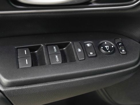 Used 2021 Honda CR-V Touring image 21