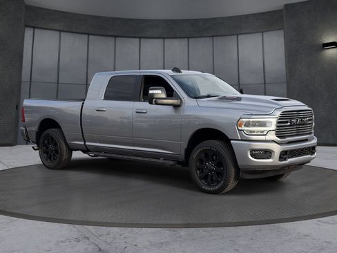 Used 2023 RAM 2500 Laramie AWD/4WD image 7