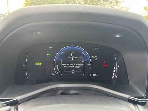 New 2026 Toyota Camry SE image 18