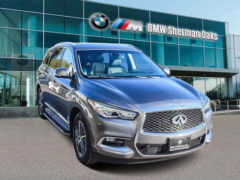 Used 2016 INFINITI QX60 FWD w/ Premium Plus Package image 3