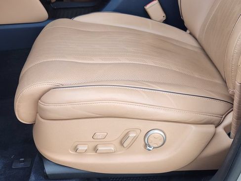 Used 2023 Genesis GV80 3.5T Advanced + AWD/4WD image 19