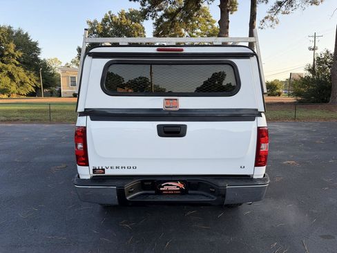 Used 2013 Chevrolet Silverado 1500 W/T RWD image 3