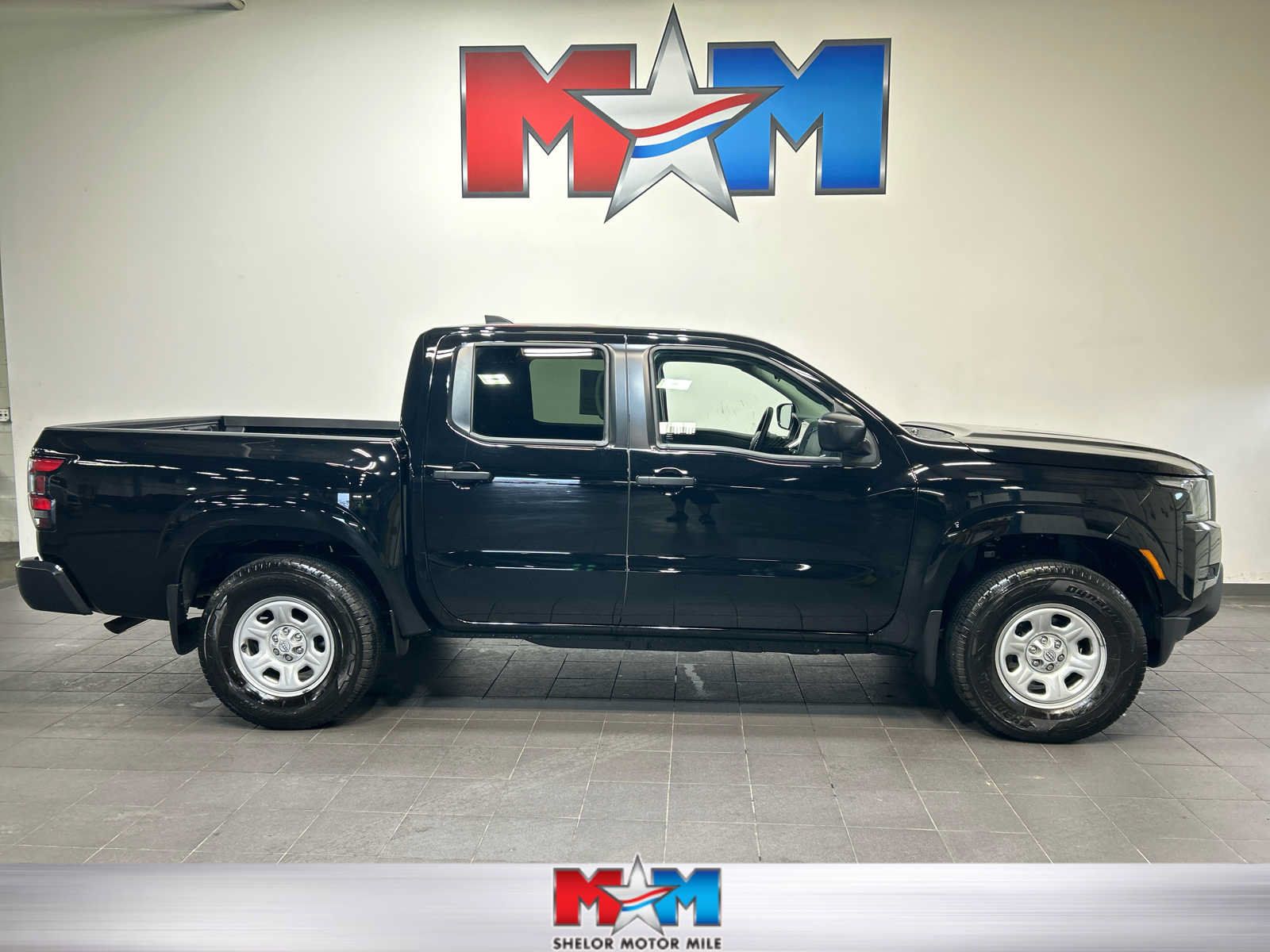Used 2023 Nissan Frontier S w/ Technology Package AWD/4WD image 1