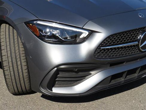 Used 2025 Mercedes-Benz C 300 4MATIC Sedan image 27