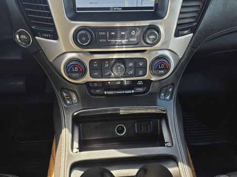 Used 2019 GMC Yukon Denali w/ Denali Ultimate Package AWD/4WD image 18