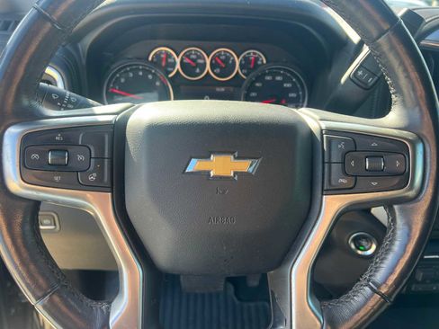 Used 2020 Chevrolet Silverado 1500 LT w/ Texas Edition image 15
