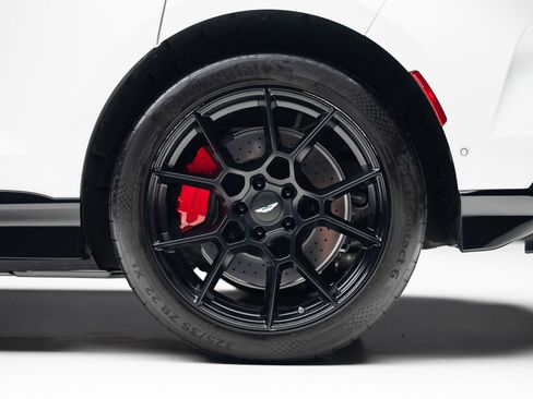 Used 2023 Aston Martin DBX 707 AWD/4WD image 21