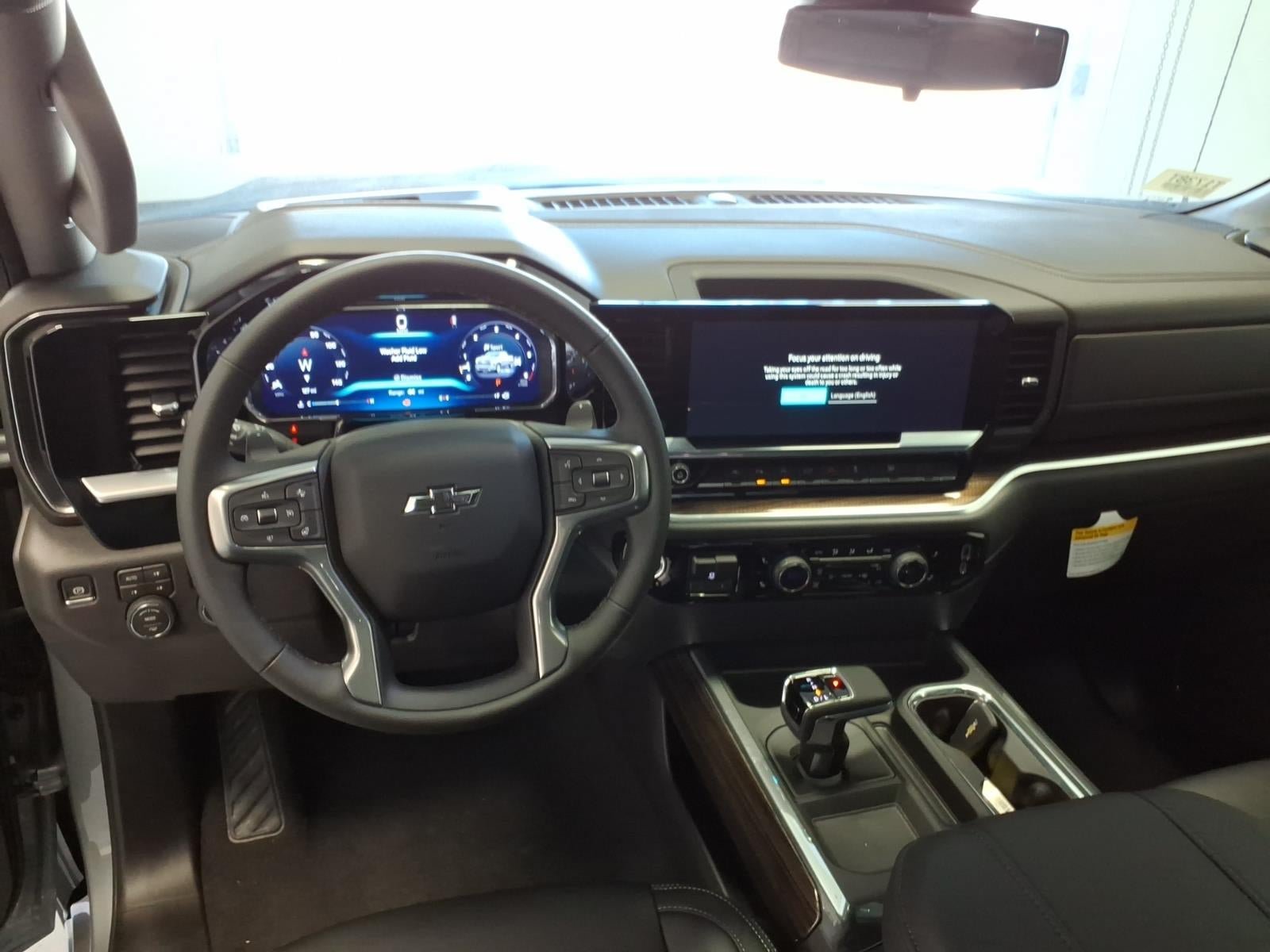 New 2026 Chevrolet Silverado 1500 RST w/ Dark Appearance Package AWD/4WD image 18