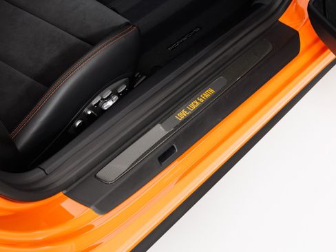 Used 2018 Porsche 911 GT3 RWD image 42
