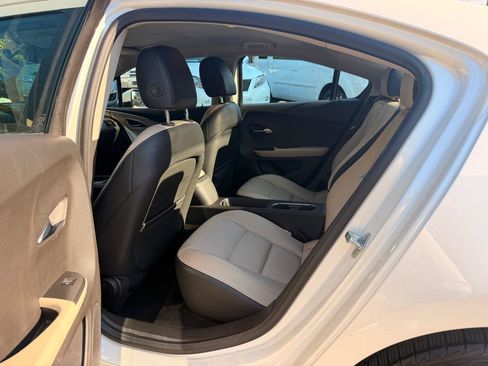 Used 2012 Chevrolet Volt Premium w/ Premium Trim Package FWD image 18