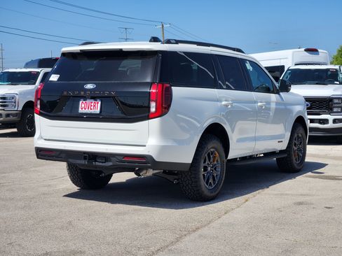 New 2027 Ford Expedition Tremor w/ Driver's Package AWD/4WD image 4