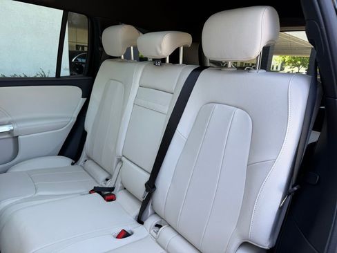New 2026 Mercedes-Benz GLB 250 image 14