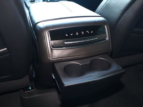 Used 2024 Cadillac Escalade V w/ LPO, ONYX Package image 19