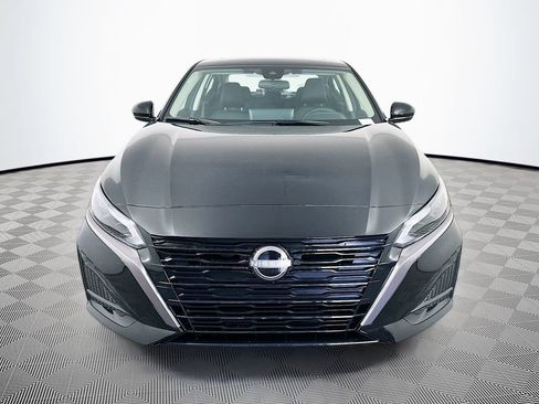 New 2026 Nissan Altima 2.5 SV w/ SV Special Edition Package AWD/4WD image 4