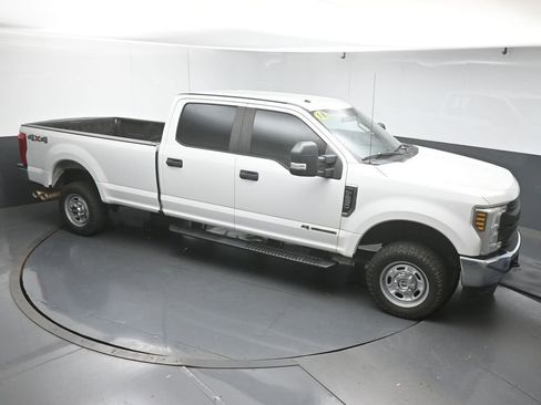 Used 2018 Ford F250 XL w/ Power Equipment Group image 40
