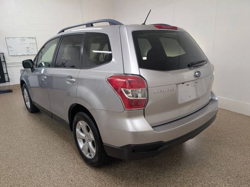 Used 2015 Subaru Forester 2.5i Premium AWD/4WD image 3