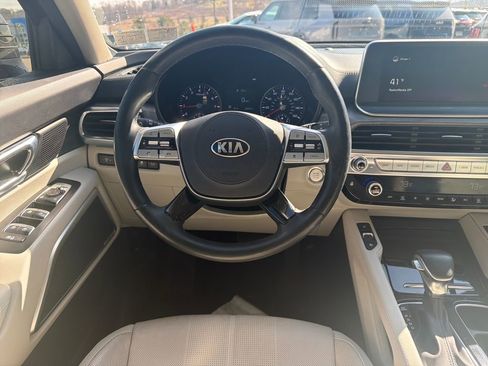 Certified 2021 Kia Telluride EX w/ EX Premium Package image 18