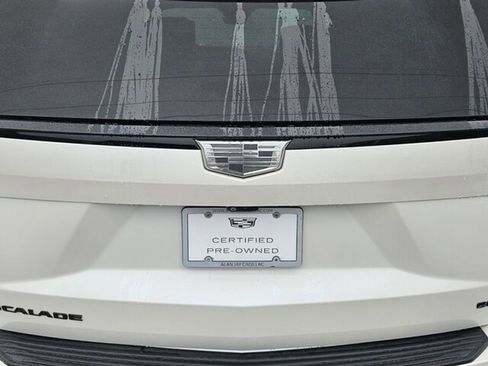 Certified 2023 Cadillac Escalade Sport Platinum w/ LPO, ONYX Package image 13