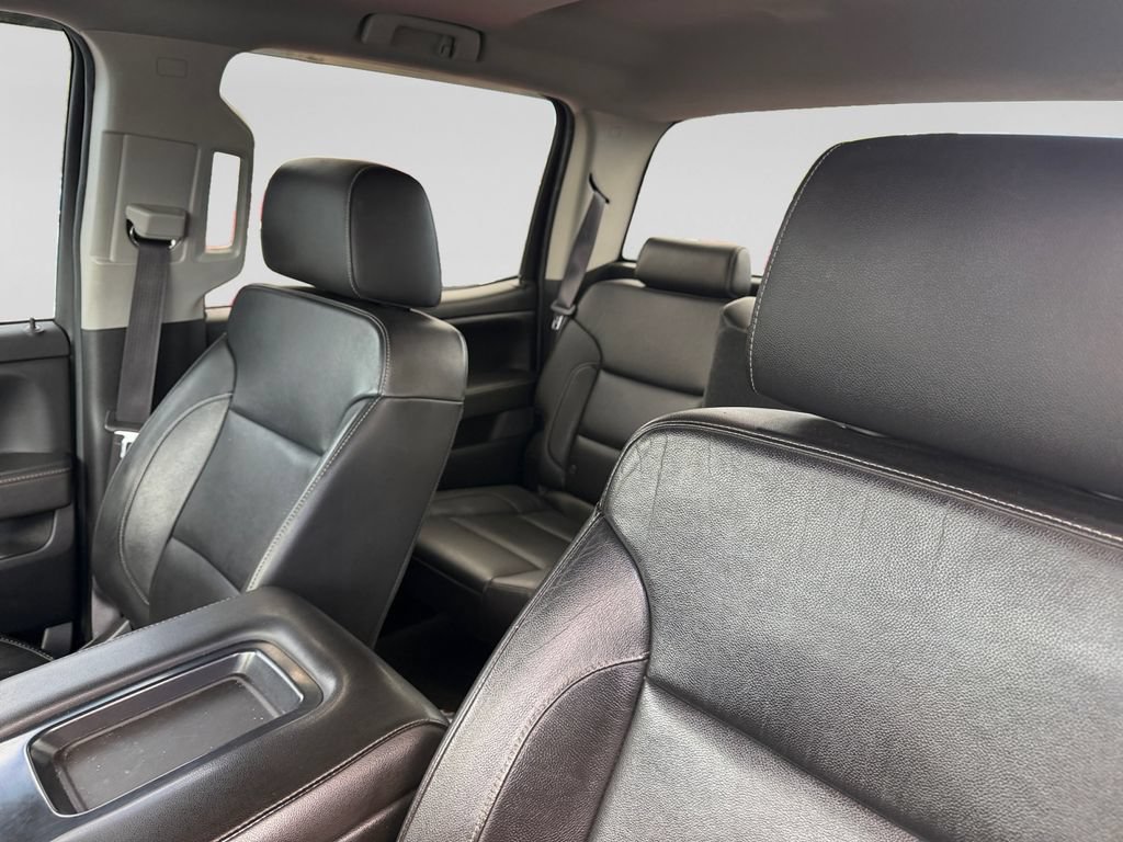 Used 2016 GMC Sierra 2500 SLT w/ Duramax Plus Package AWD/4WD image 22