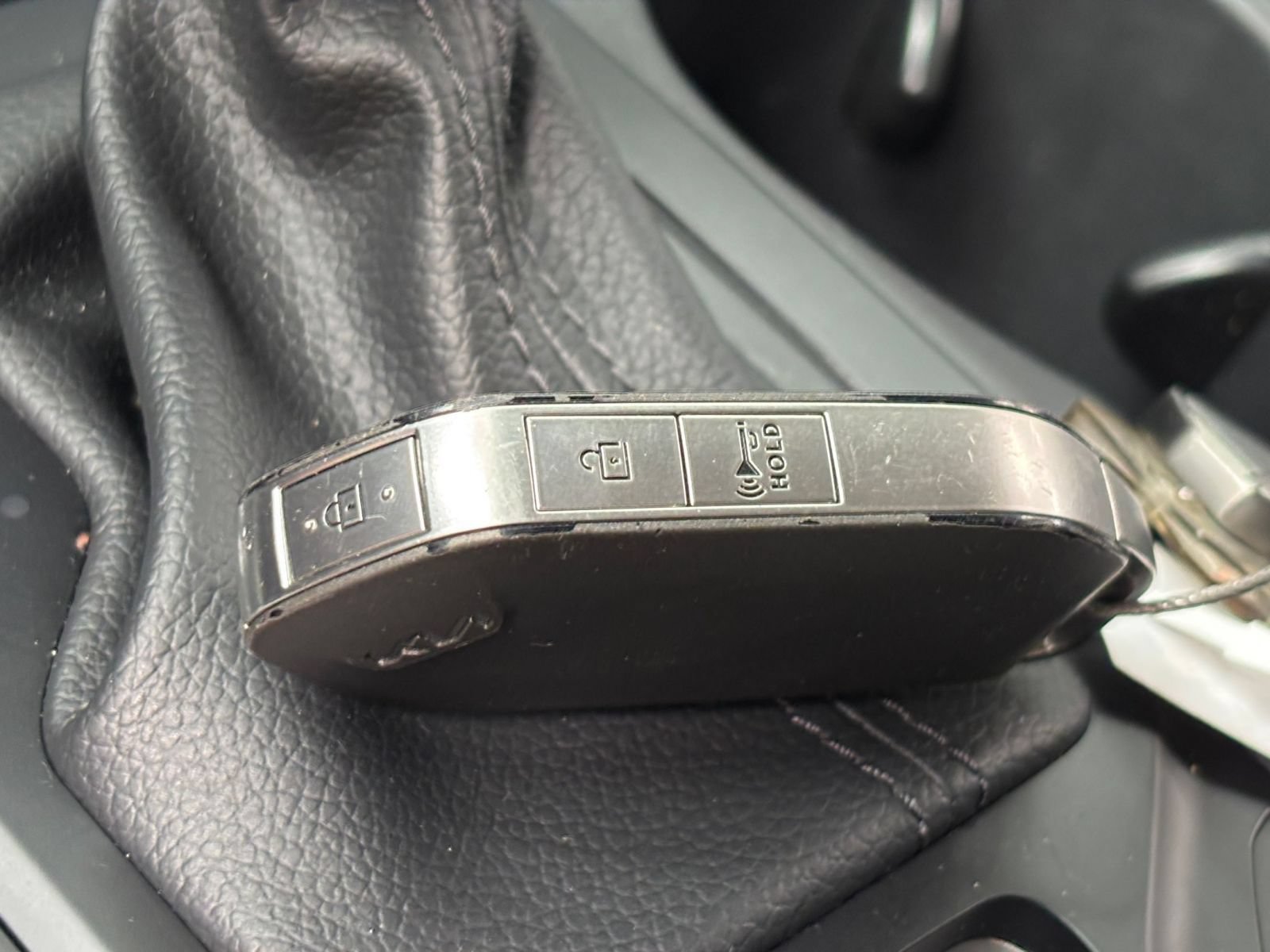 Used 2026 Kia Carnival FWD image 21
